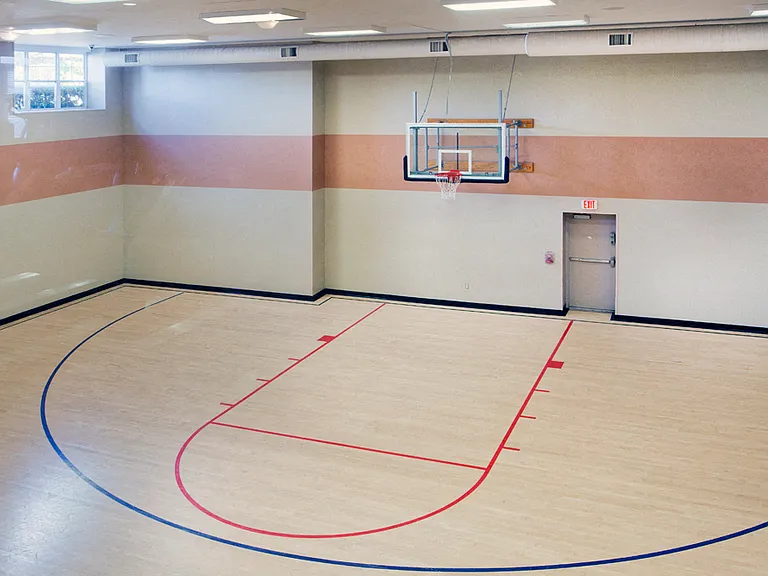 Harbors Club Basketball Court