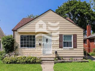 413 E Jarvis Ave, Hazel Park, MI 48030