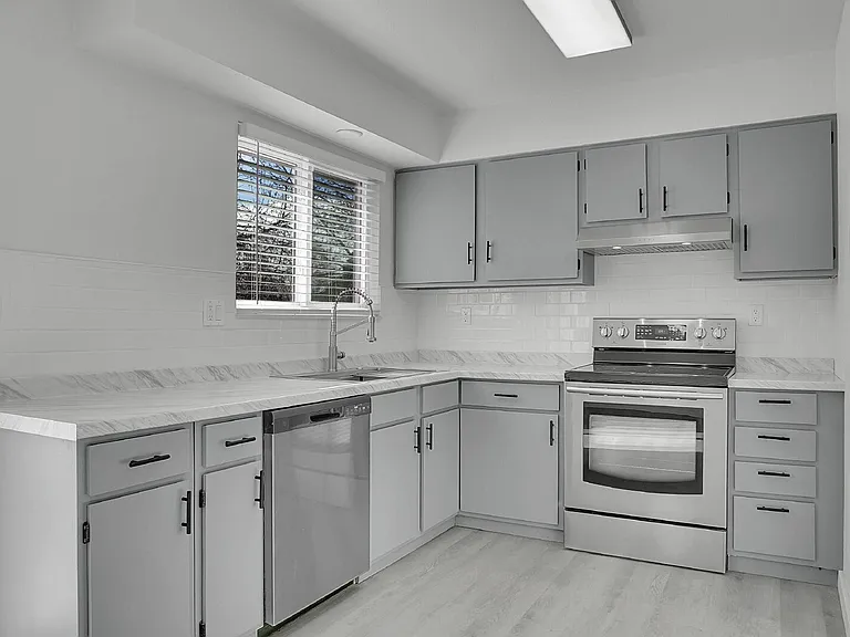 4485 Wordsworth Cir N — Photo 6