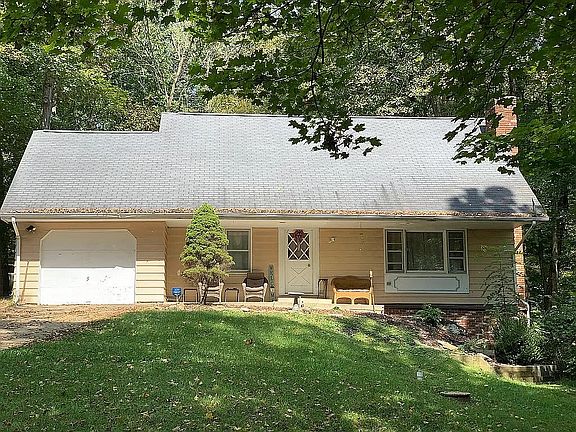 2nd image of 7245 Beechwood Dr