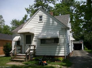 19919 Sunset Dr, Warrensville Heights, OH
