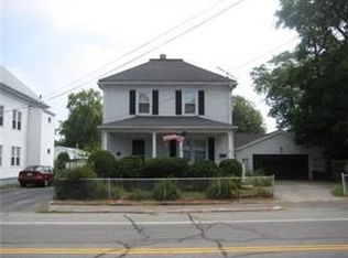 386 Bullocks Point Ave, Riverside, RI 02915