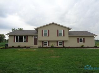 1350 Turnau Rd, Curtice, OH 43412