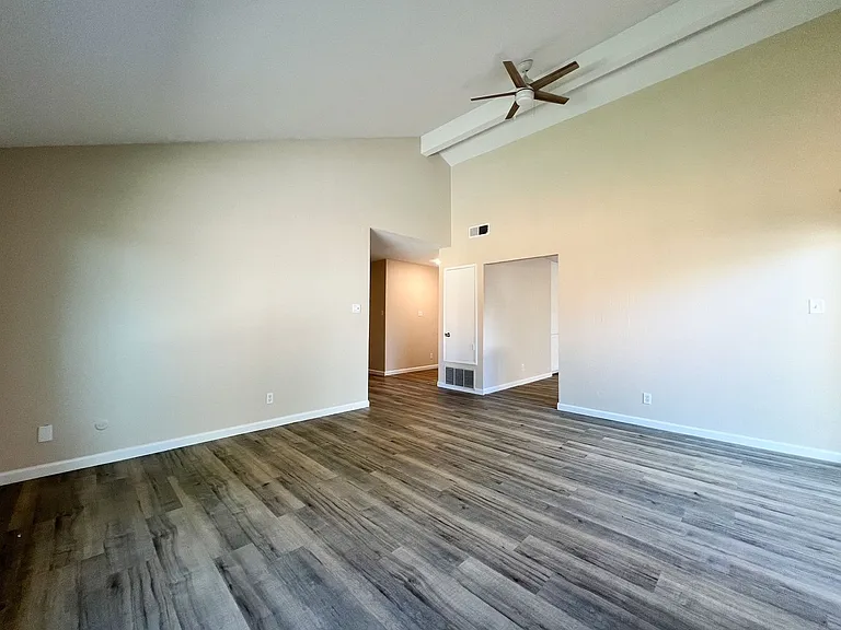 4412 Moffitt Dr — Photo 7