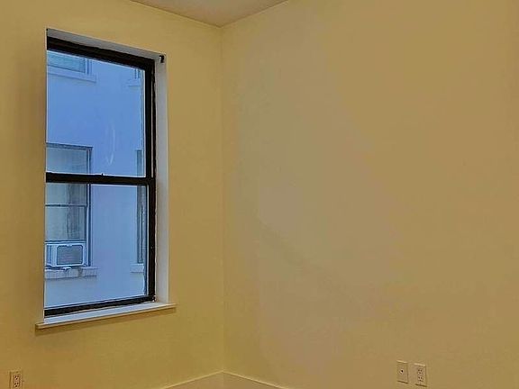 4th image of 477 Park Pl APT 2L