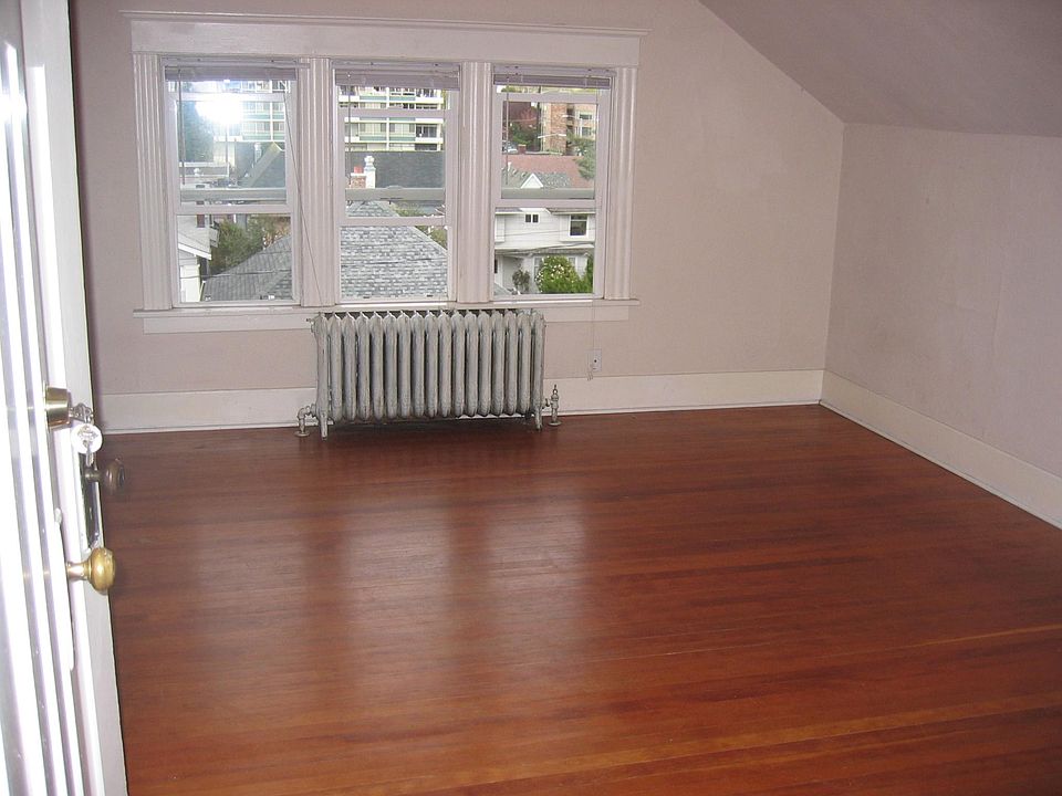1st image of 5210 12th Ave NE APT I