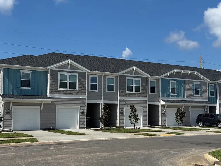 3958 Ornamental Ln — Photo 2