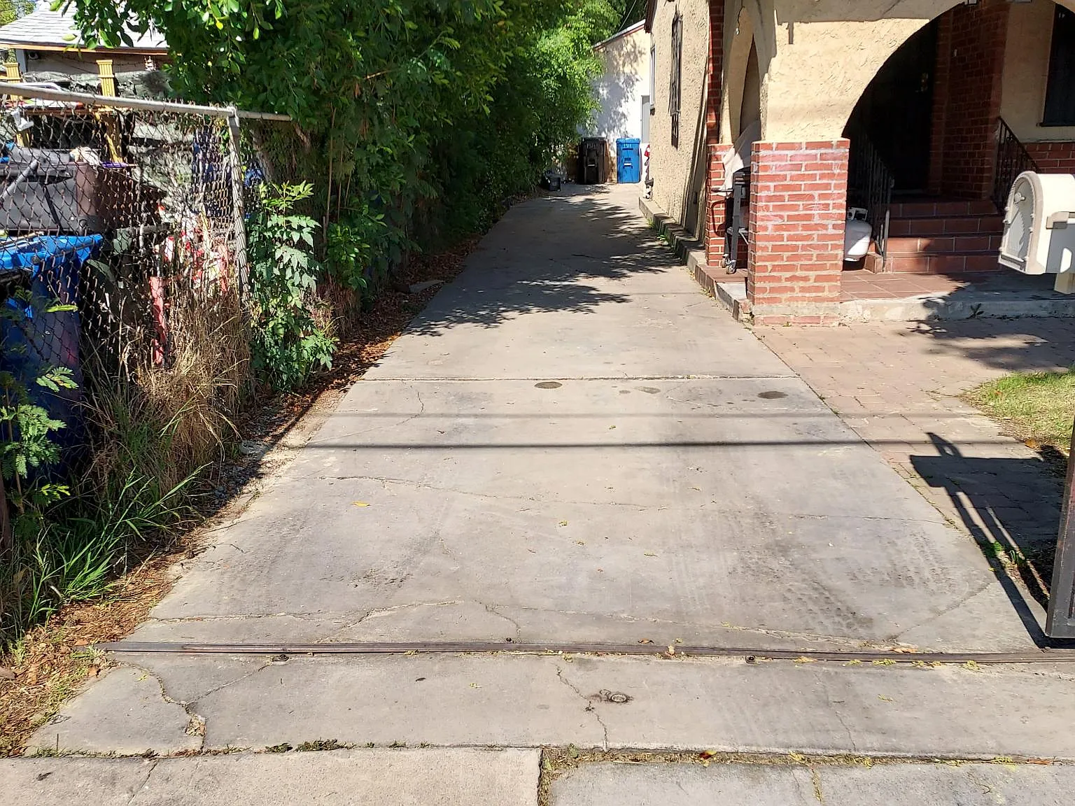 1317 Coronel St — Photo 3