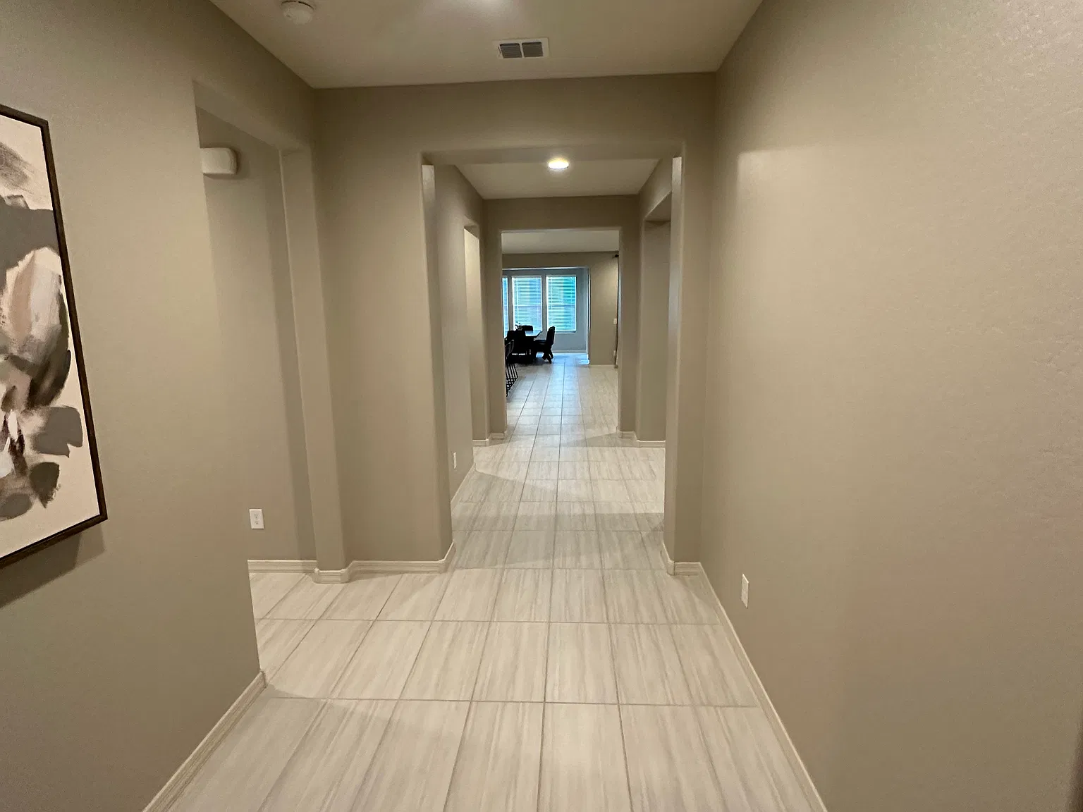 4 bed, 3.5 bath, 2664 sqft, $3,100 — Photo 2