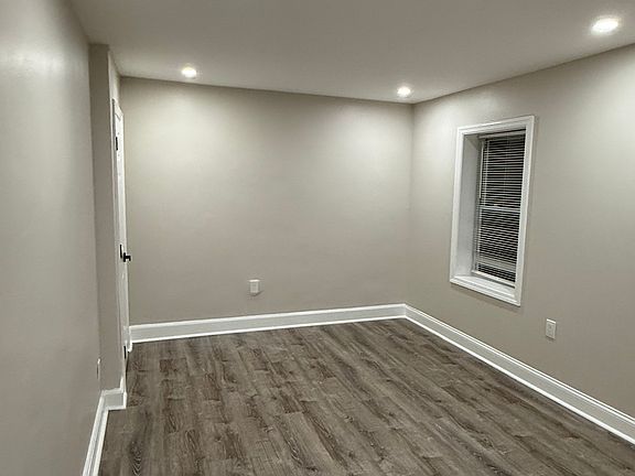 3rd image of 1533 Minnesota Rd