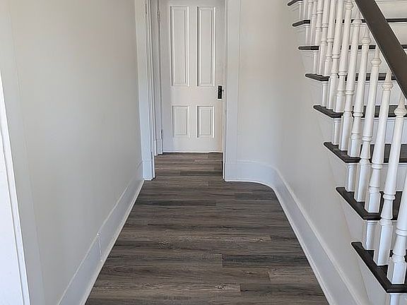 4th image of 528 2nd St