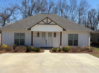 1023 Ida Grace Trl, New Albany, MS 38652