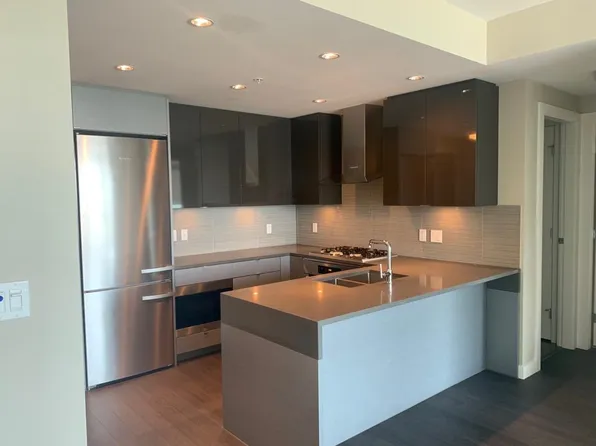 4508 Hazel St #27XX, Burnaby, BC V5H 0E4