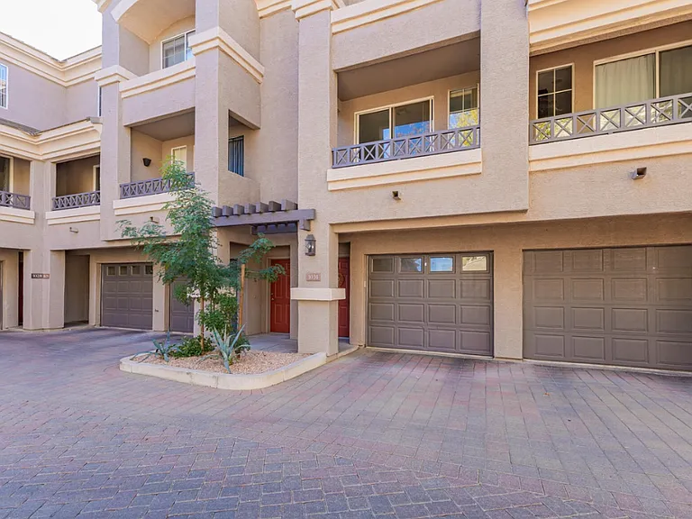 4455 E Paradise Village Pkwy S #1030 — Photo 4