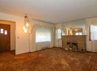 232 Fairview Cir, Waunakee, WI 53597
