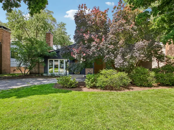2662 Crawford Ave, Evanston, IL 60201