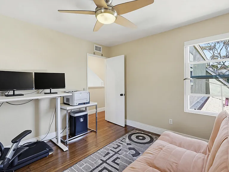 2756 Southampton Rd — Photo 27