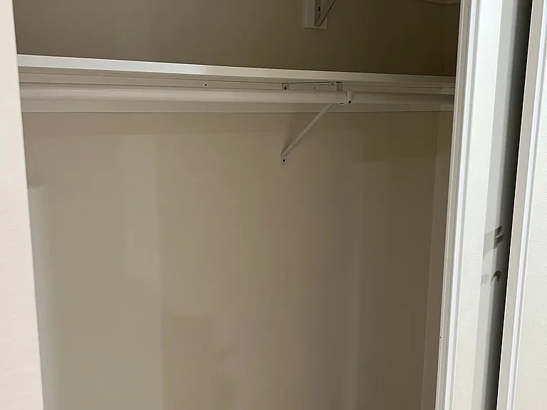 4516 Bond St — Photo 10