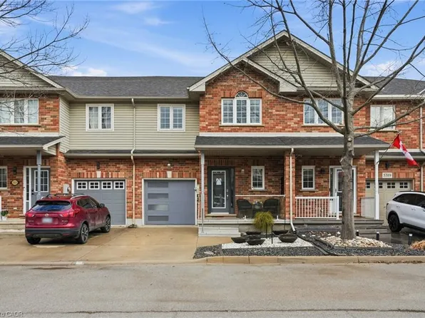 5317 Applegarth Dr, Burlington, ON L7L 7E3