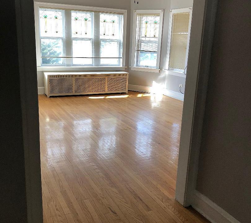 1st image of 1629 Wesley Ave #1