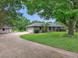 202 Branchford Rd, Sherman, TX 75090