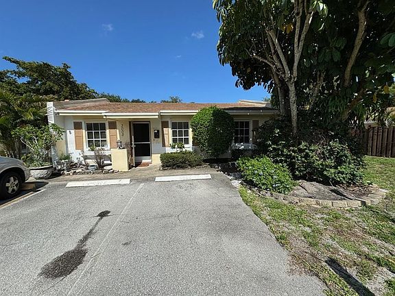 4th image of 3008 NW 69th Court #1F