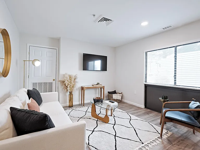 Trellis Herndon Apartment Homes — Photo 16