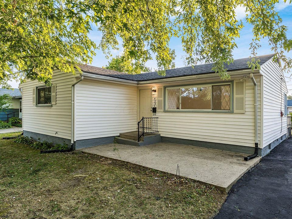 1st image of 423 Whitehall Dr
