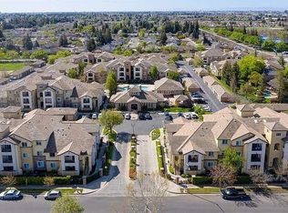 1360 Shady Ln APT 813, Turlock, CA 95382