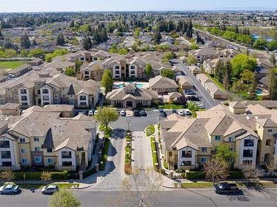 1360 Shady Ln APT 813, Turlock, CA, 95382
