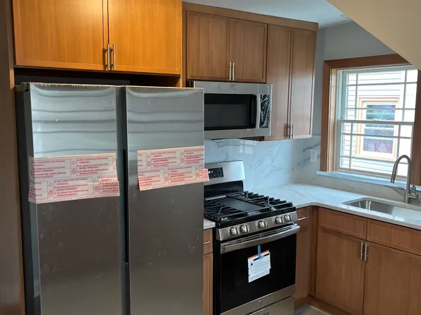 66 Linden St Floor 2, Carteret, NJ 07008