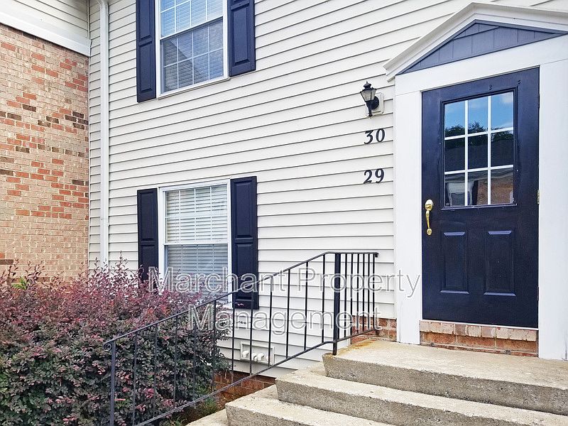 1st image of 925 Cleveland St Unit 30