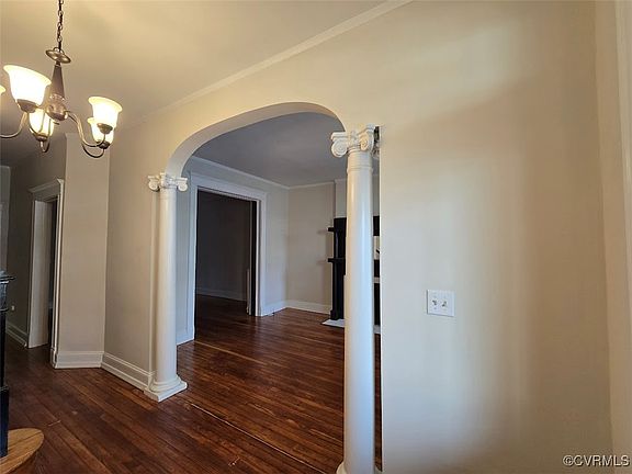 4th image of 207 N Belmont Ave