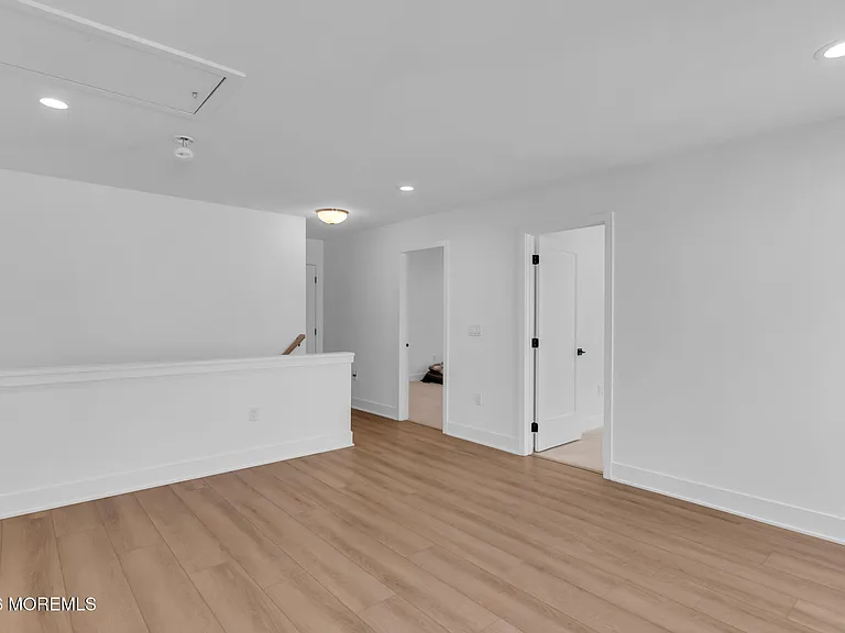 113 Mustang Dr — Photo 13