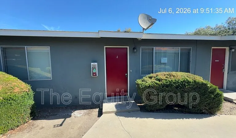 620 N Blackstone St #4 — Photo 1