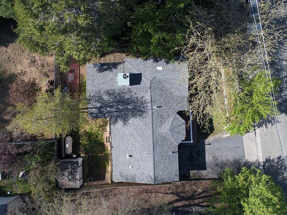 1st image of 2894 Tunnel St
