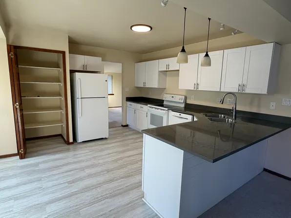 85 Lowick Dr, Colorado Springs, CO 80906