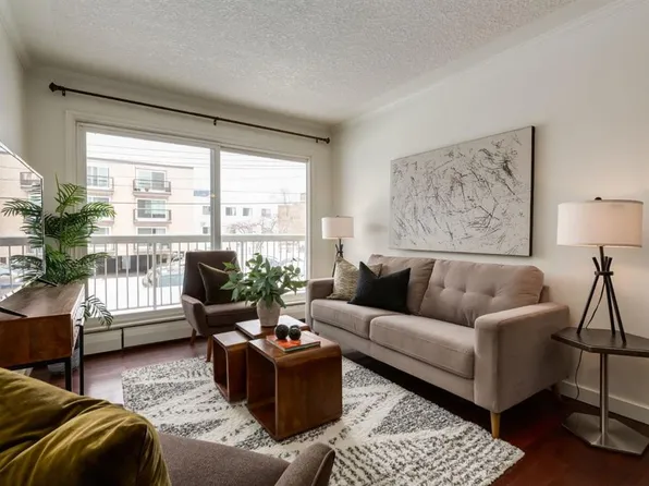 308 S 24th Ave SW #105, Calgary, AB T2S 0K2