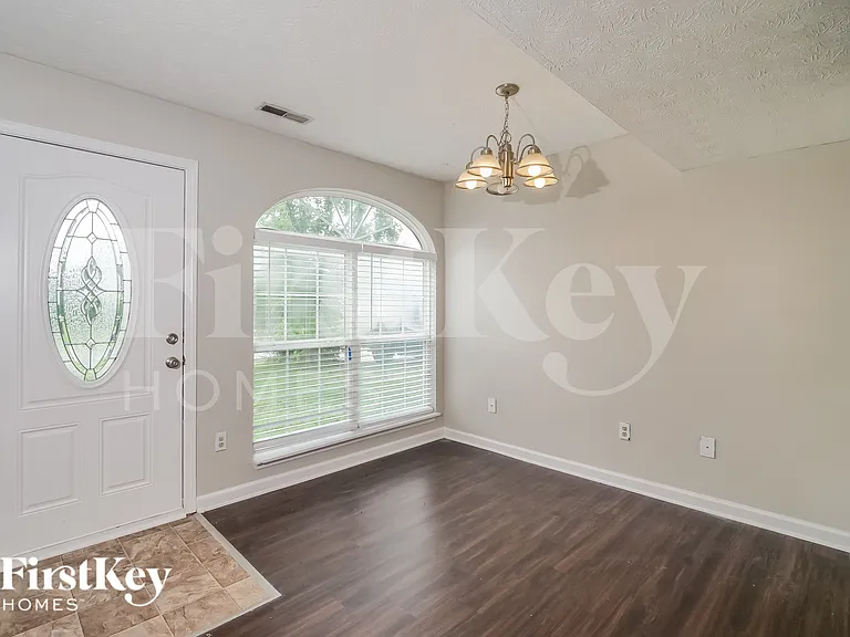 11120 Fall Dr — Photo 6