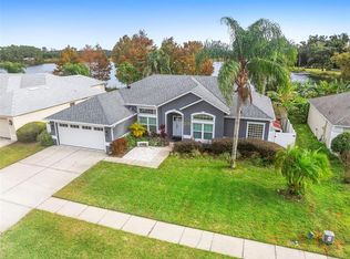 906 Lake Lindley Dr S, Deland, FL 32724
