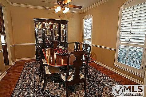 2nd image of 1913 Red Rock Dr
