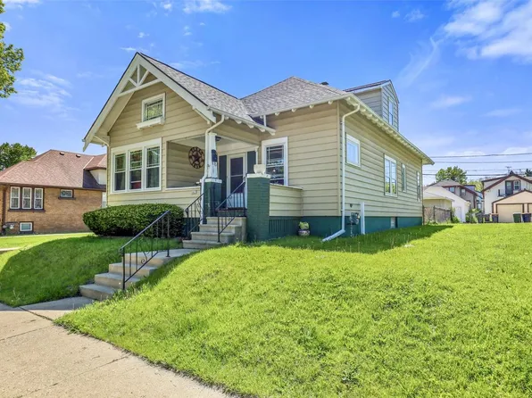 1623 S 57th STREET, West Allis, WI 53214