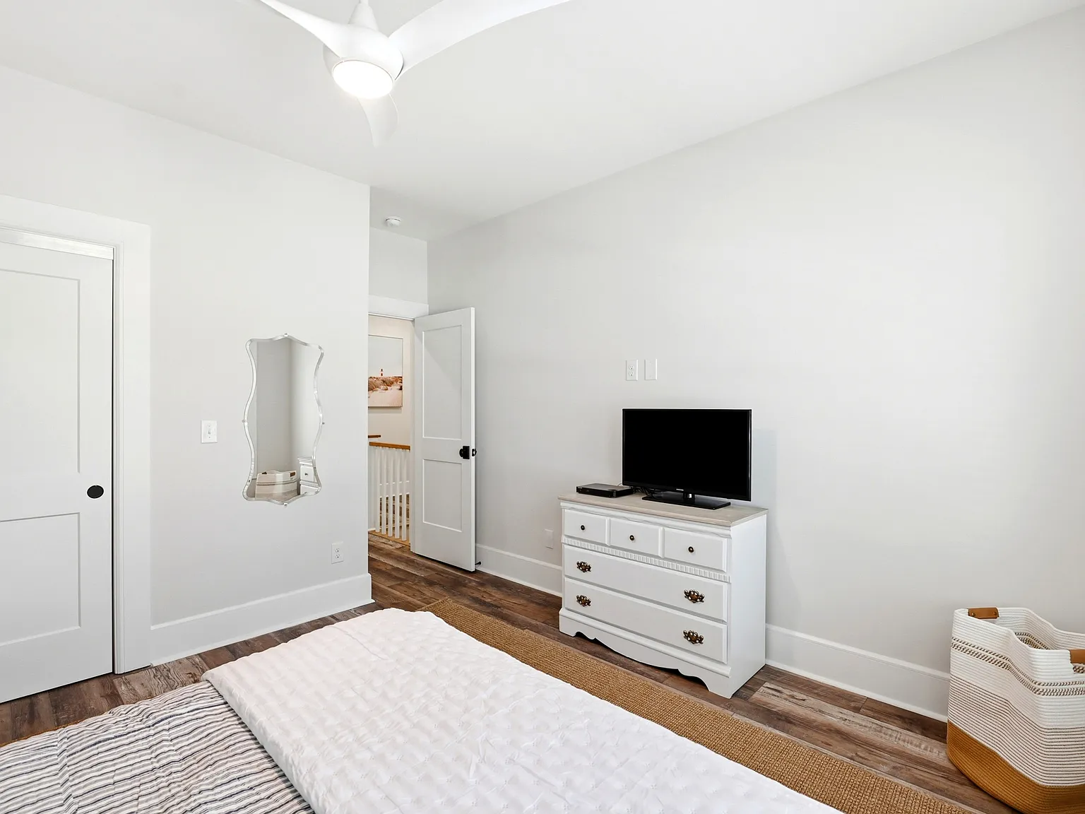117 Seagate Place - 1 — Photo 3
