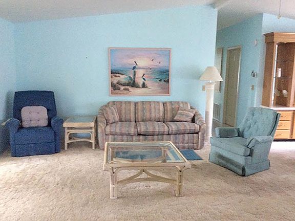 2nd image of 4200 La Verde Dr