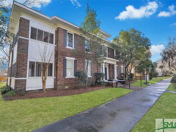 2nd image of 733 E Henry Street #D