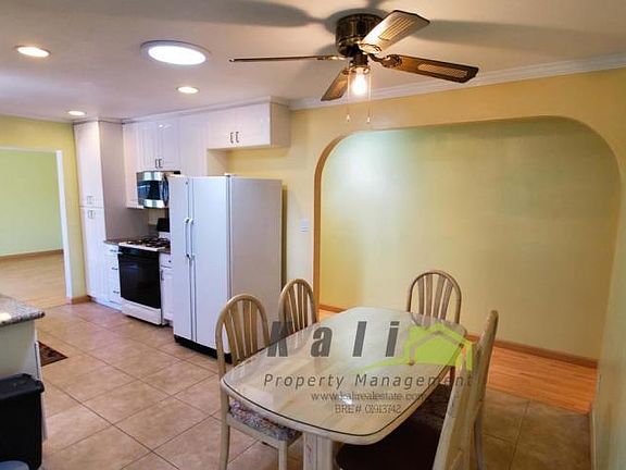 3rd image of 7582 Prairie Mound Way