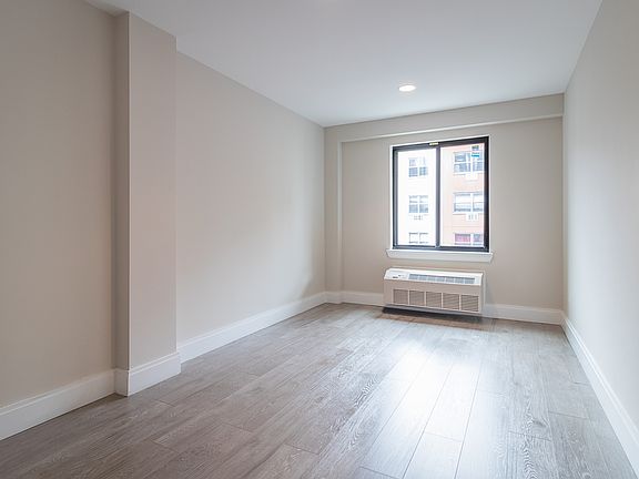 3rd image of 238 W 106th St Floor 6