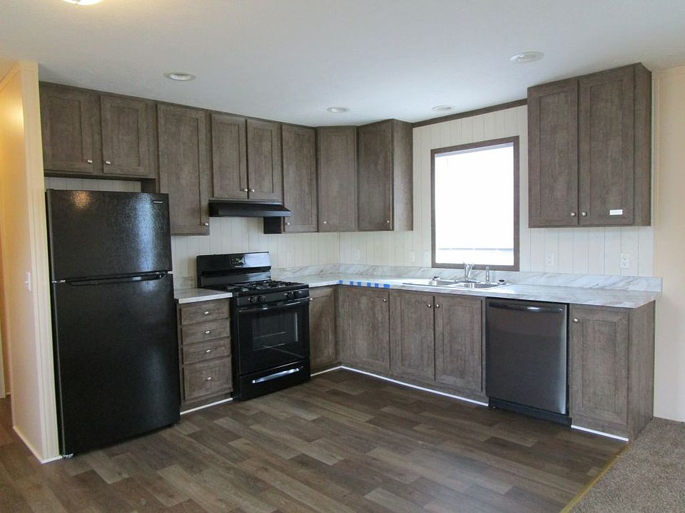 1st image of 17523 Oak Grv #233