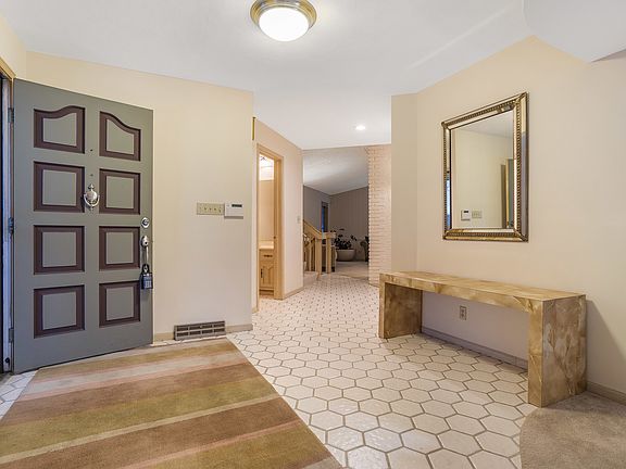 4th image of 2723 Green Apple Ln