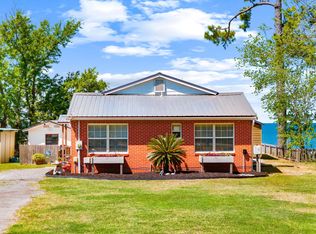 2554 Bay Grove Rd, Freeport, FL 32439